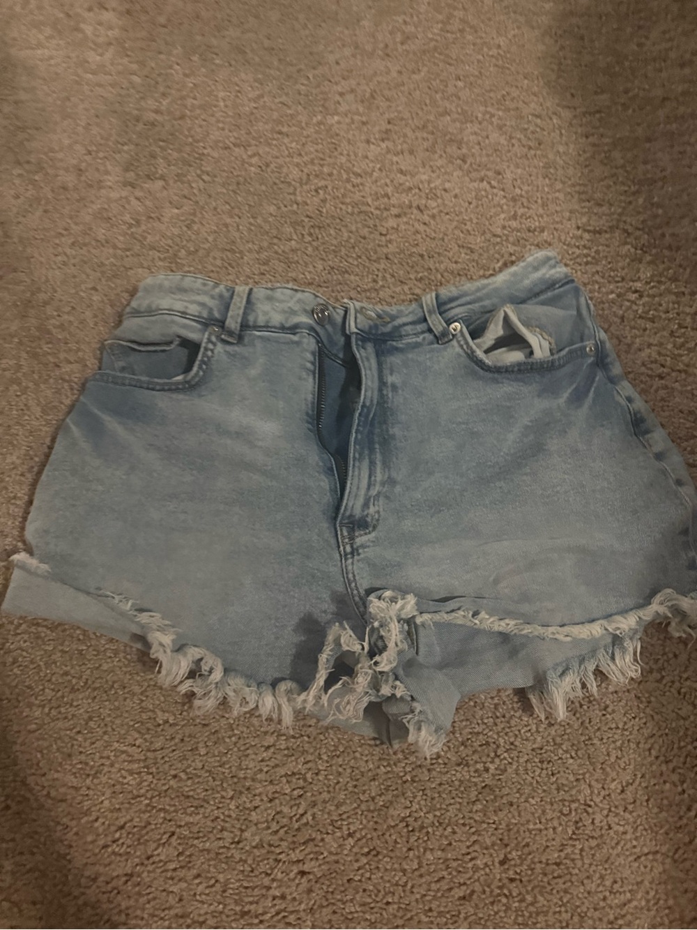 Women’s H&M Blue Denim Frayed Hem Shorts